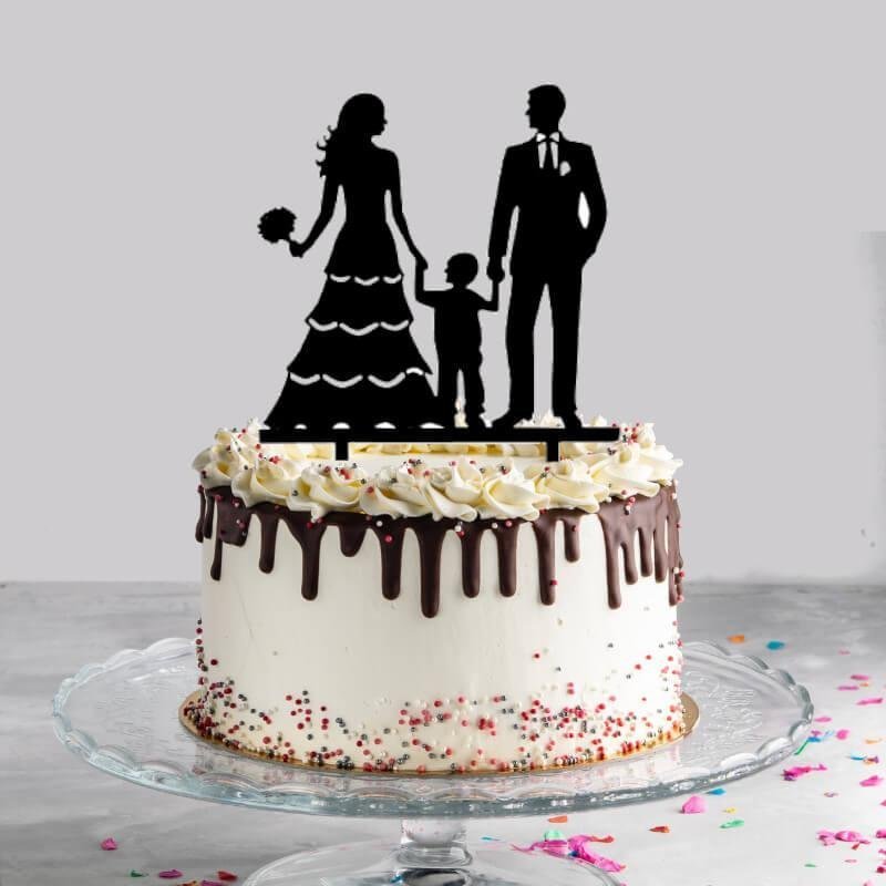 fct002.jpg Family Cake Topper, Mom, Dad & Kid
